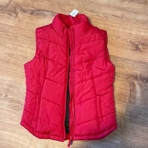 Aeropostale vest never worn